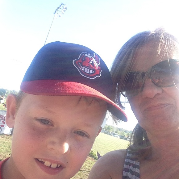 Meet your Posher, Lori/Nana - Picture 5 of 7